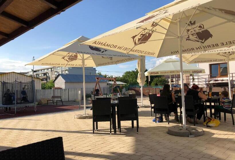 אתר נופש Tci Social Club