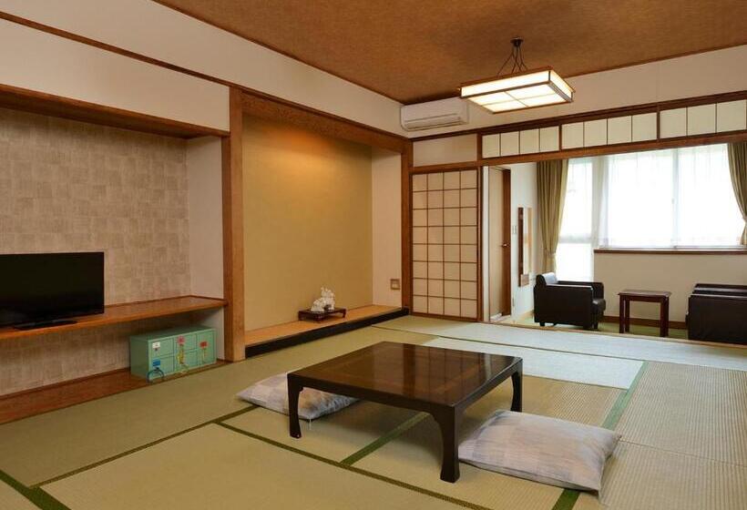 ريوكان Riverside Uedakan