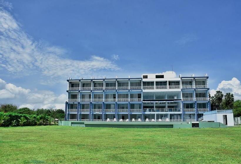 Trincomalee Beach Resort & Spa