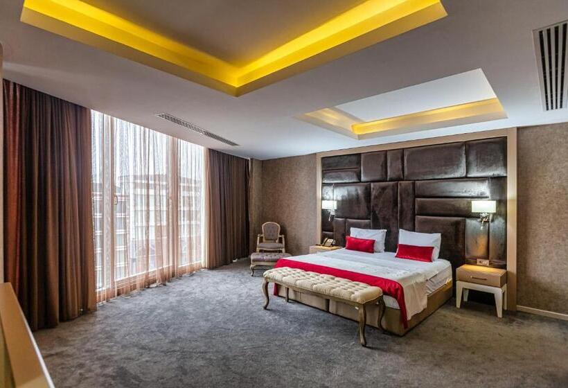 Sky Hotel Baku