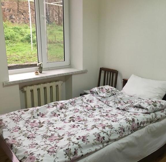 Under The Walnut Tree B&b