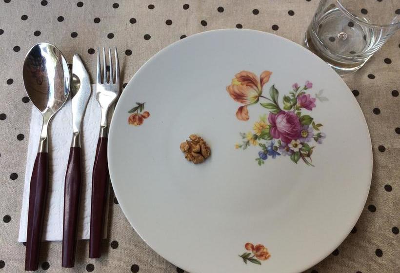 Under The Walnut Tree B&b