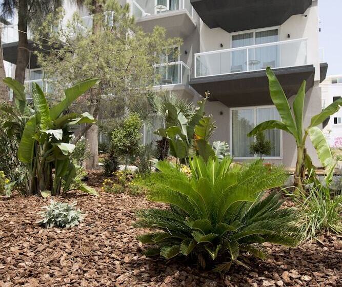 Urban Valley Resort & Spa