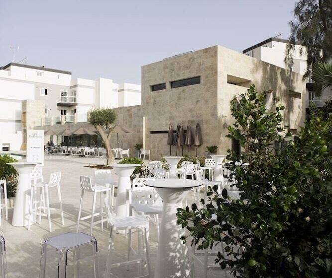 Urban Valley Resort & Spa