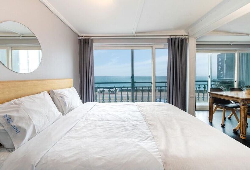 Donghae Donghaeleulkeulida Pension