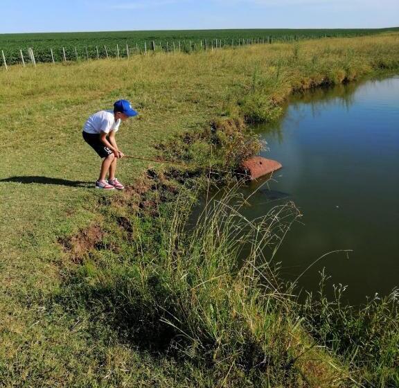 فندق صغير Posada De Campo San Cono