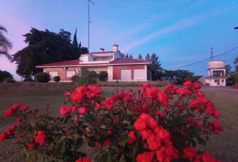 فندق صغير Posada De Campo San Cono