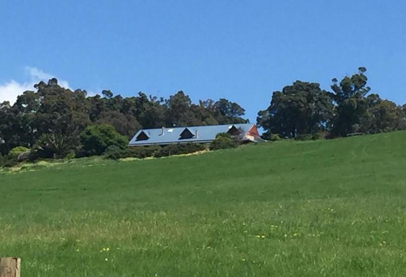 مبيت وإفطار Atina Rocks Country Homestead