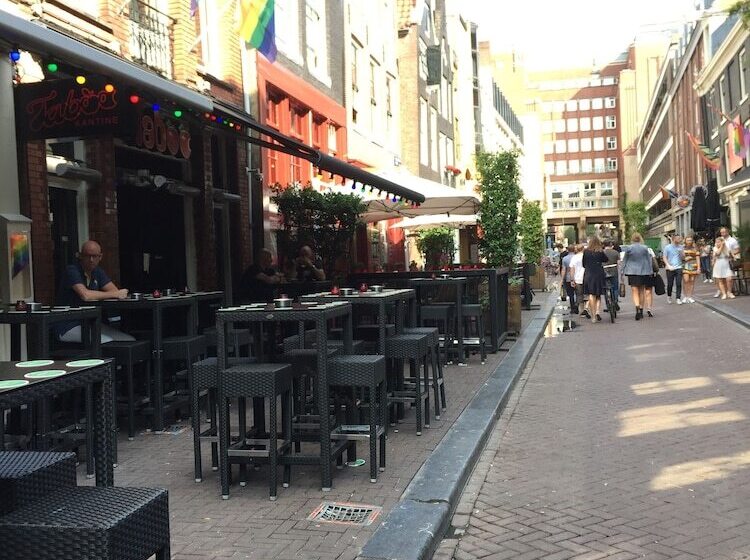 تختخواب و صبحانه Het Kabinet