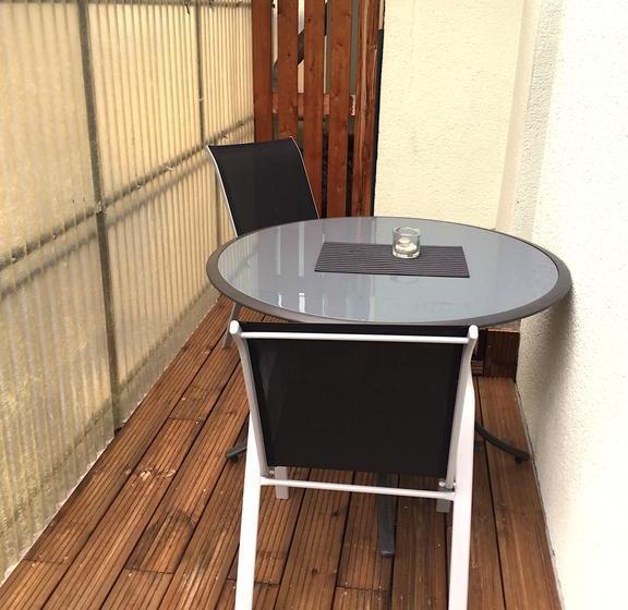 ベッドアンドブレックファースト Zur Reblaus