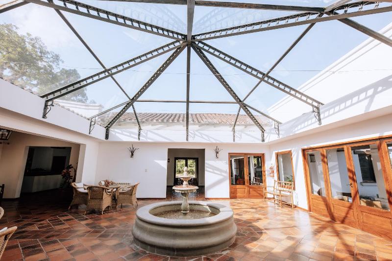 تختخواب و صبحانه Torrontes