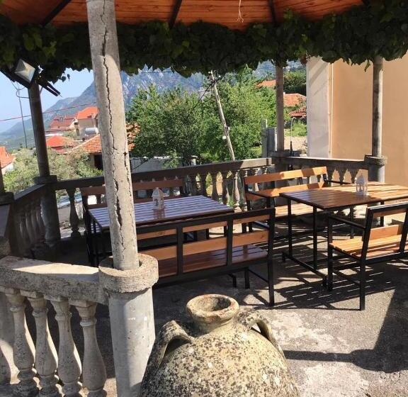 مبيت وإفطار Vila Ama Kruje