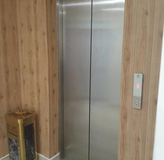 ホテル Zamburger Putrajaya