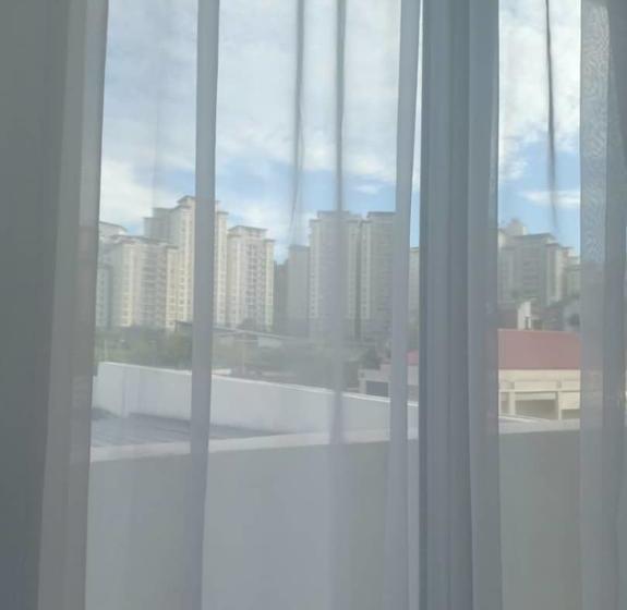 ホテル Zamburger Putrajaya