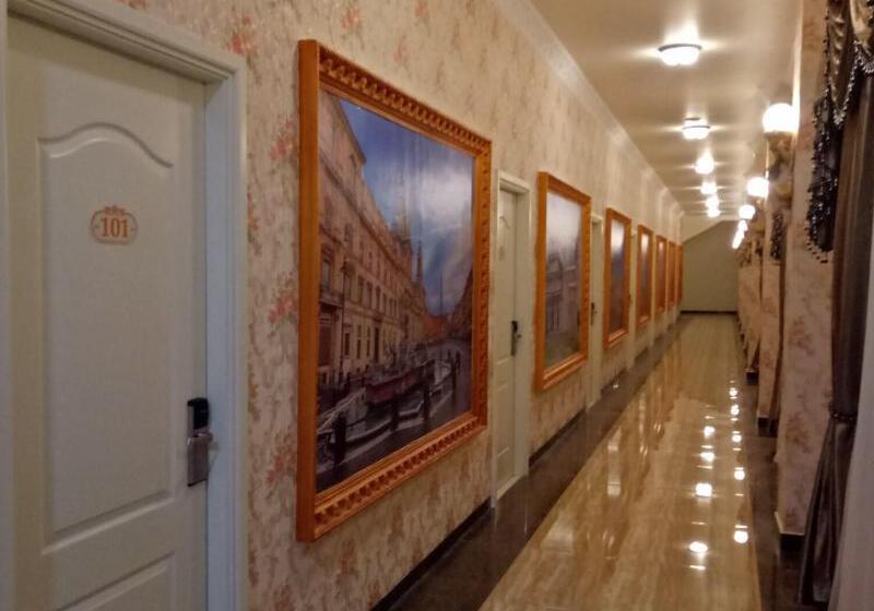 Grand Town Hotel Mandai