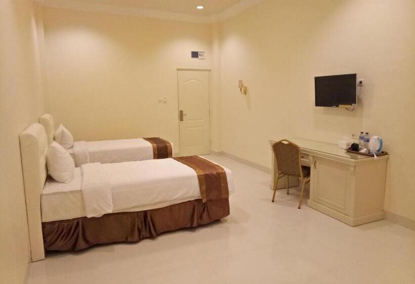 Grand Town Hotel Mandai