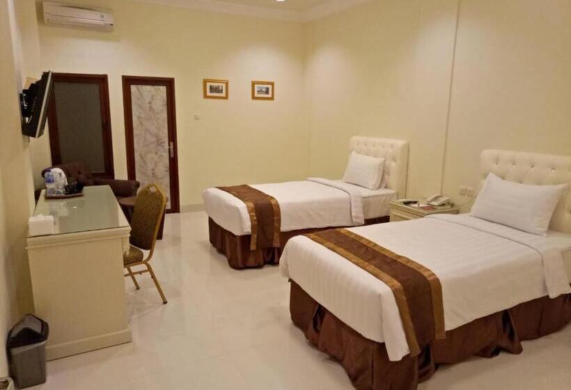 Grand Town Hotel Mandai