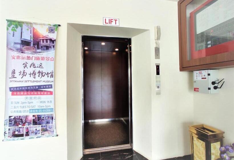 Отель Apple Suites