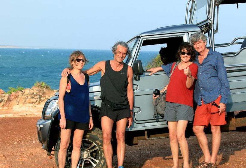 Отель Bundala Flamingo Cotteges