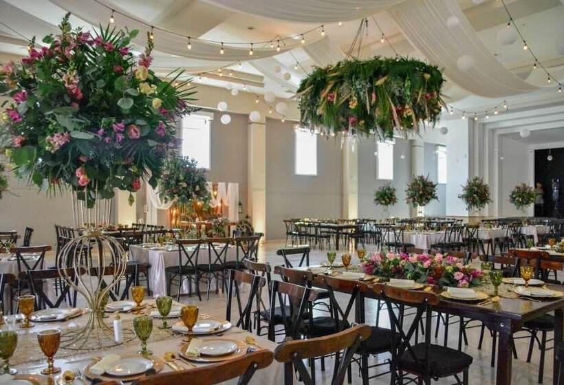 هتل Casa Legado Spa & Resort