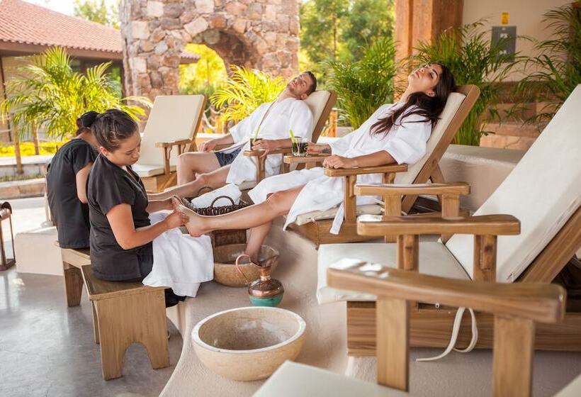 هتل Casa Legado Spa & Resort