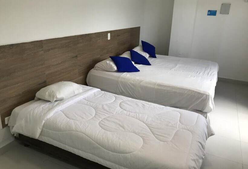 בית מלון כפרי Continental Sai