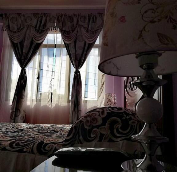 هتل El Grano De Oro