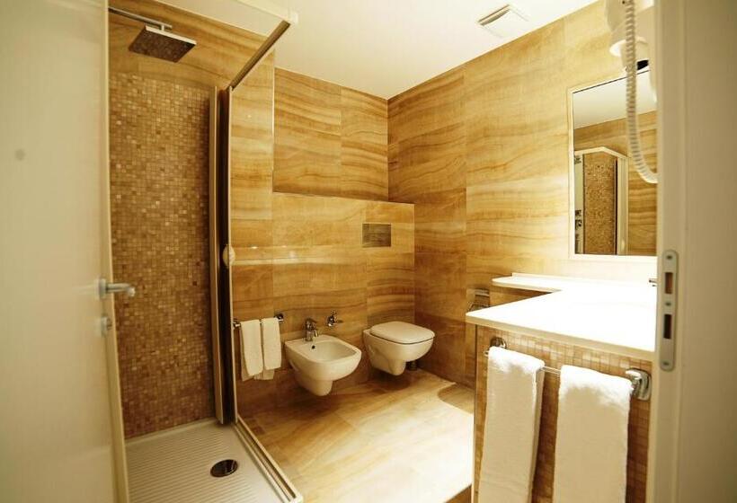 ホテル Family Center