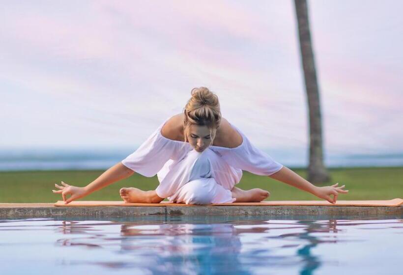 בית מלון כפרי Heritance Ayurveda   All Meals And Treatments