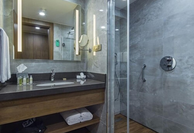 هتل Hilton Garden Inn Yalova