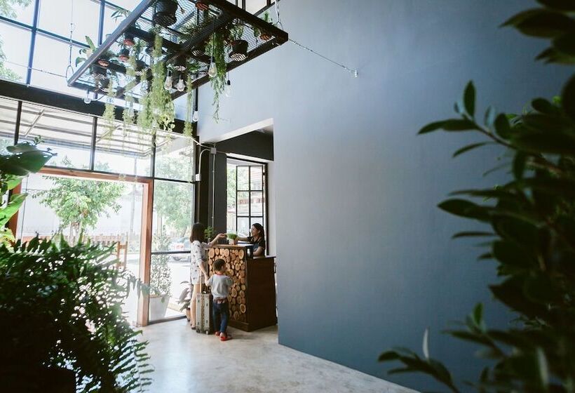 فندق Hug Inn Phrae