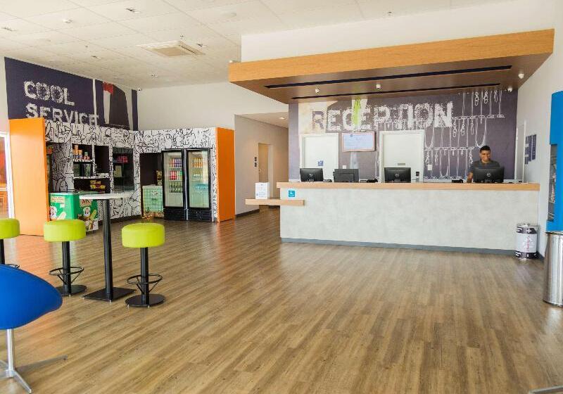 Hotel Ibis Budget Lorena  Circuito Da Fe