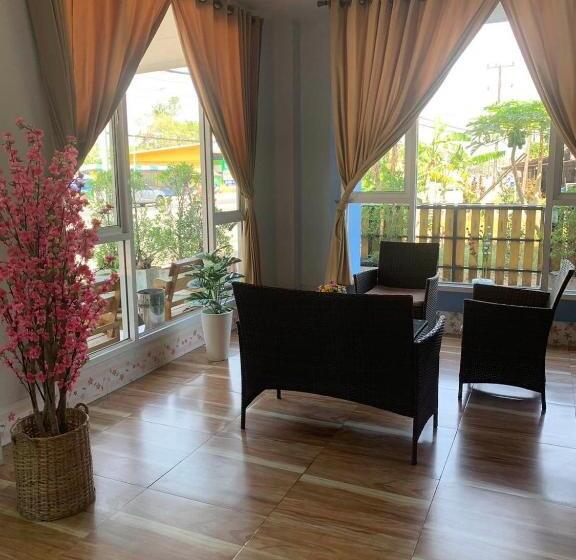 Отель Kritshana Jpr3k