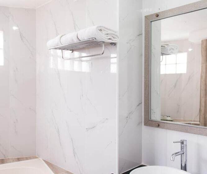 Отель Ks Pavilion