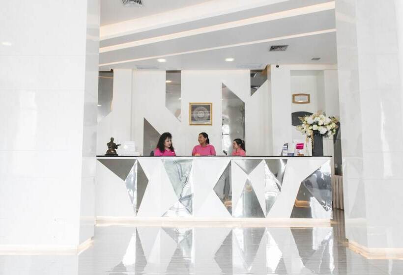 Отель Ks Pavilion