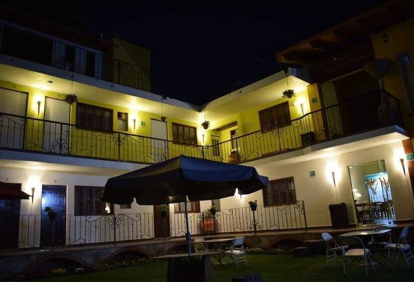 هتل Las Candelas De Huamantla