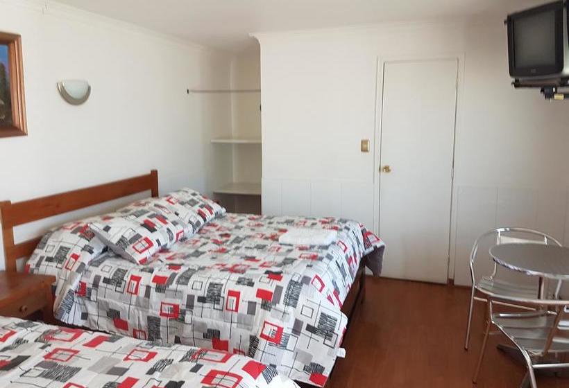 فندق Los Cardenales