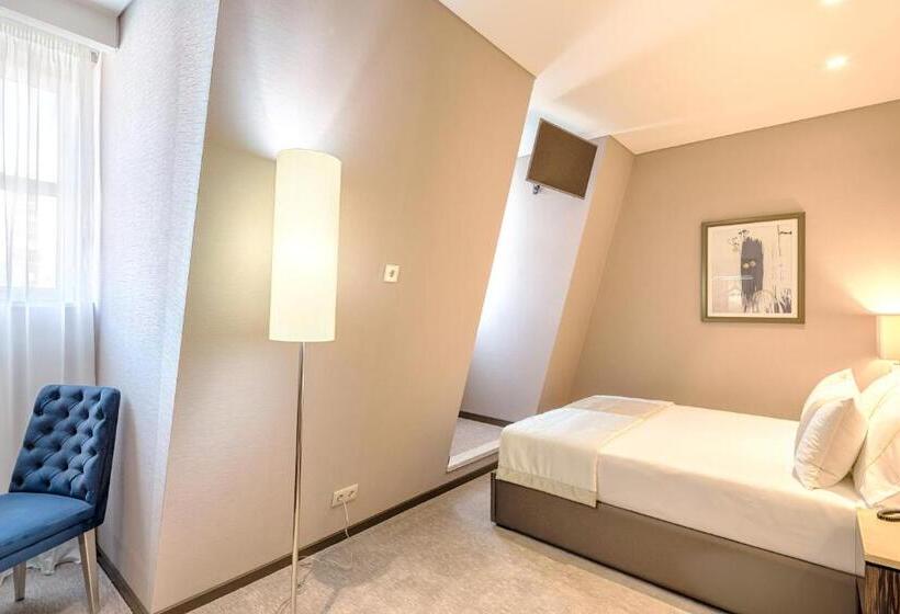 هتل MeraPrime Gold Lisboa