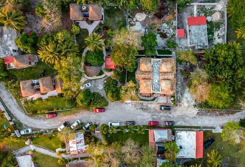 فندق Pancho Villas Bacalar