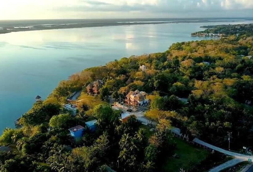 فندق Pancho Villas Bacalar