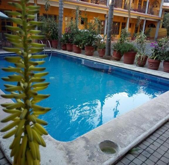 ホテル Plaza Del Sol