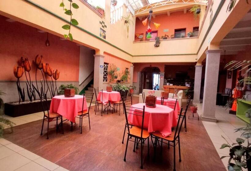 فندق Posada Santo Niño