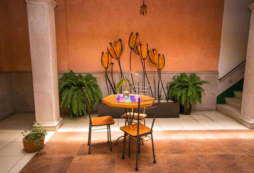 فندق Posada Santo Niño