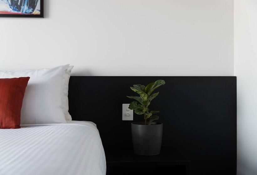 בית מלון כפרי Rydges Pit Lane