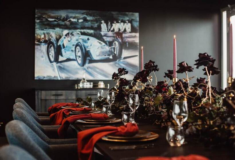 בית מלון כפרי Rydges Pit Lane