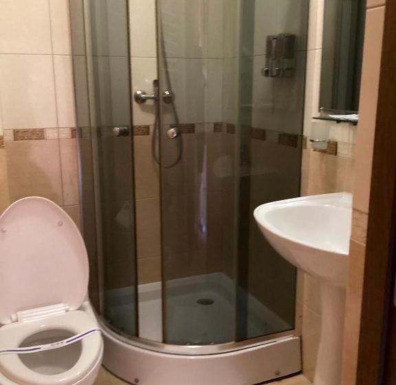 هتل Shovkova Kositsya