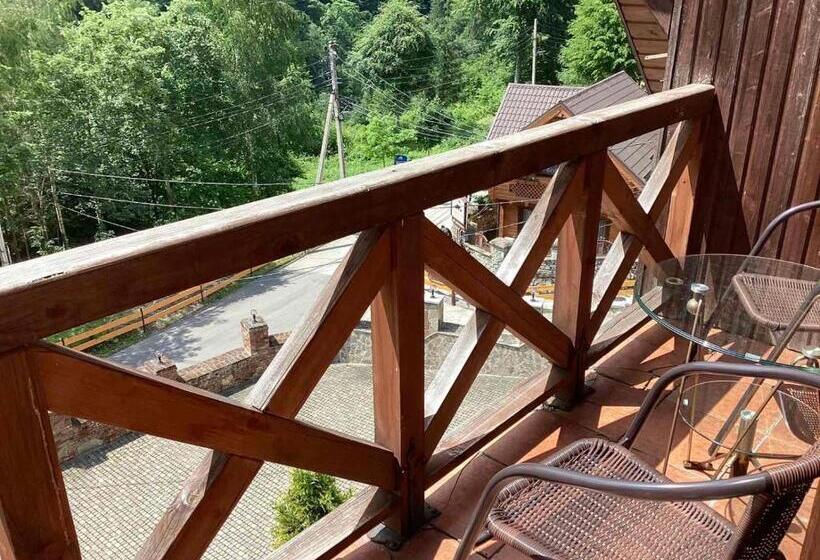 هتل Shovkova Kositsya