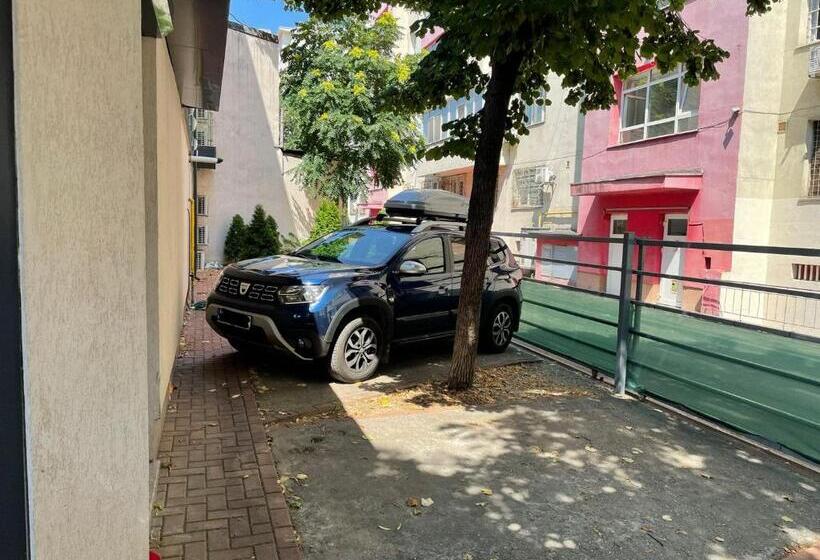 هتل The Embassy Nord