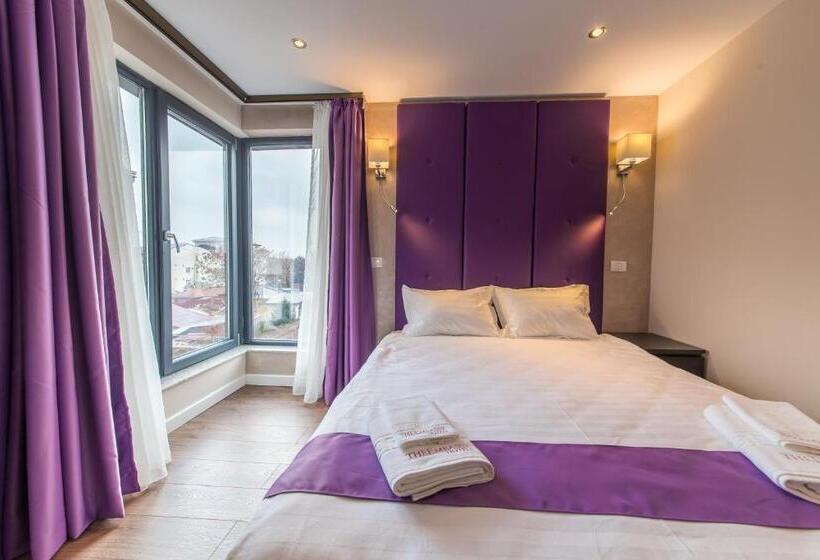 هتل The Embassy Nord