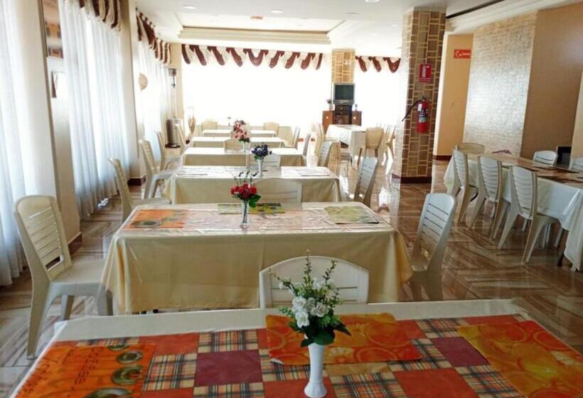 هتل The Oruro Inn